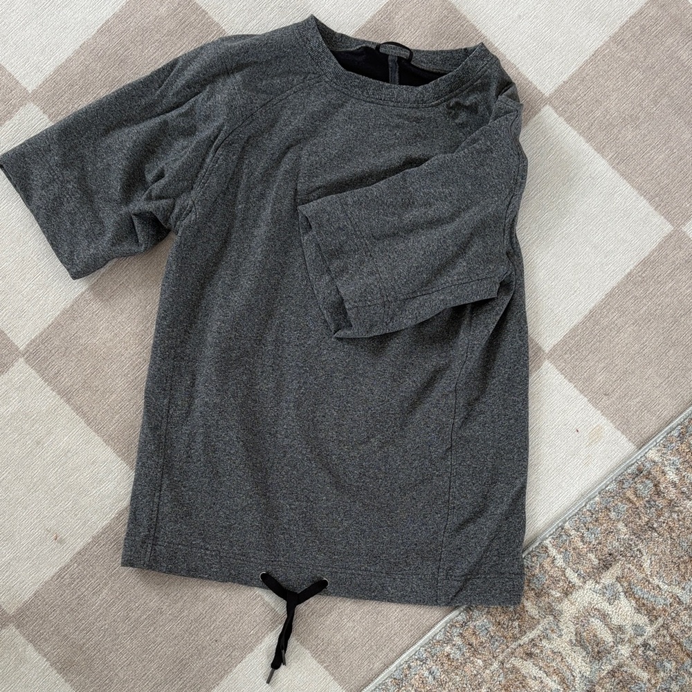 lululemon athletica Charcoal Short Sleeve Tee